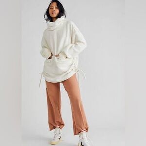 Free People L white Fireside Funnelneck fleece